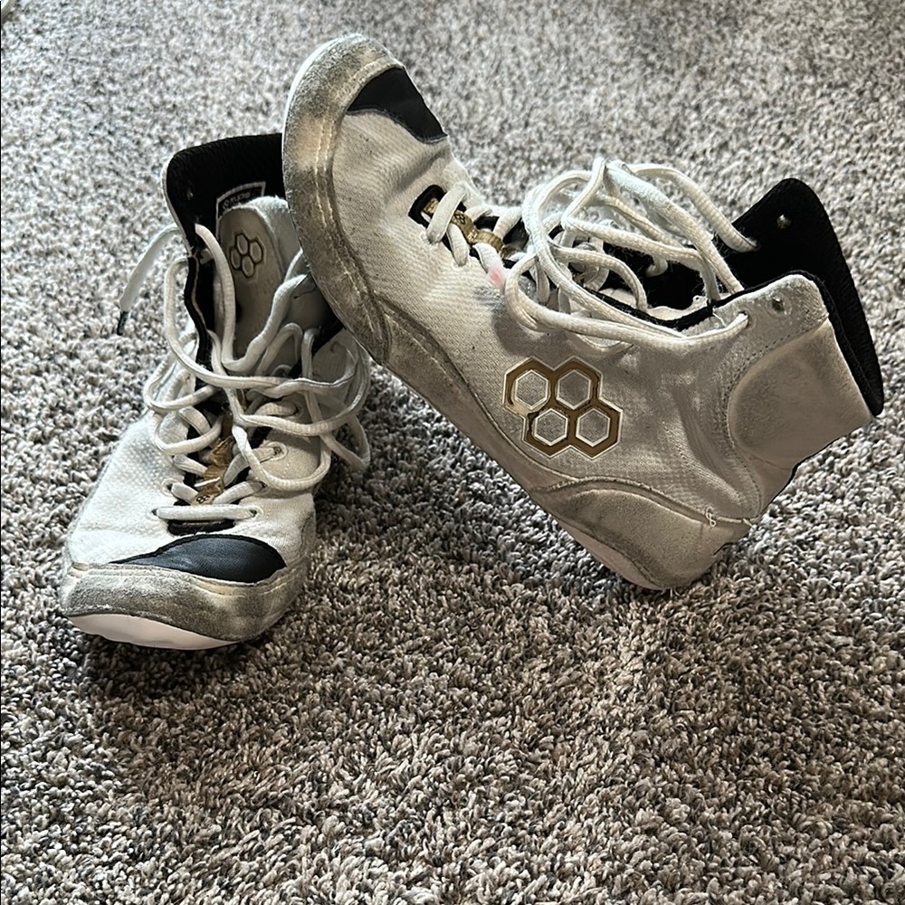 Rudis wrestling shoes